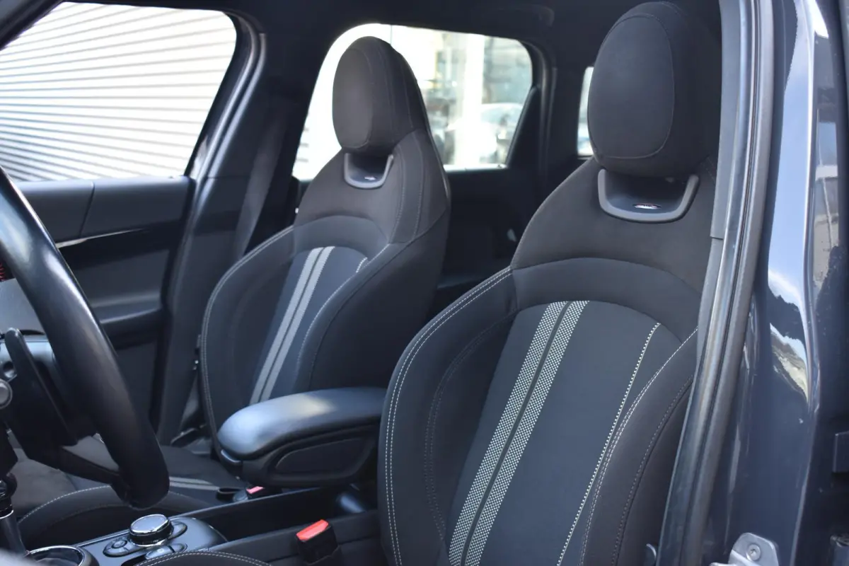 Mini 2.0 John Cooper Works ALL4 Schuifdak | H&K | Navi | 100% Onderhouden | 12 mnd BOVAG garantie | Whatsapp 06-53188999