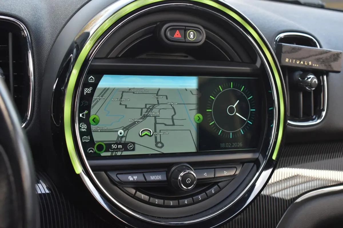 Mini 2.0 John Cooper Works ALL4 Schuifdak | H&K | Navi | 100% Onderhouden | 12 mnd BOVAG garantie | Whatsapp 06-53188999