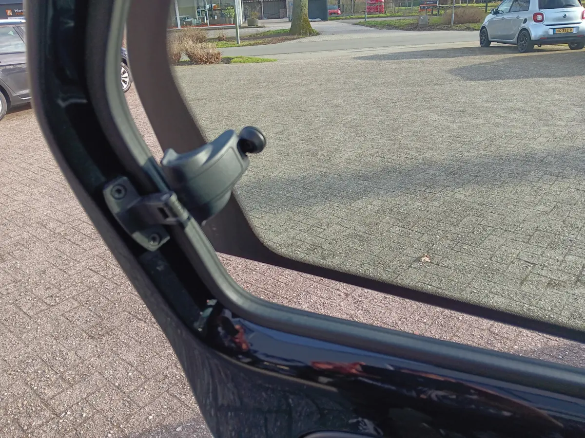Up! 1.0 BMT high up! AIRCO,CRUISE,CAMERA,PDC,LMV,SUPER MOOI,ORG NL