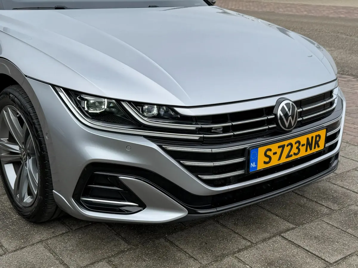 1.4 TSI eHybrid R-Line Business+