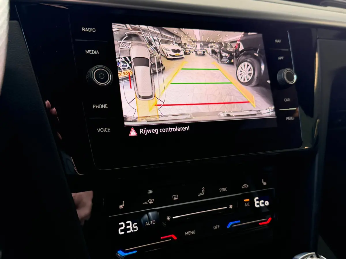 1.4 TSI eHybrid R-Line Business+