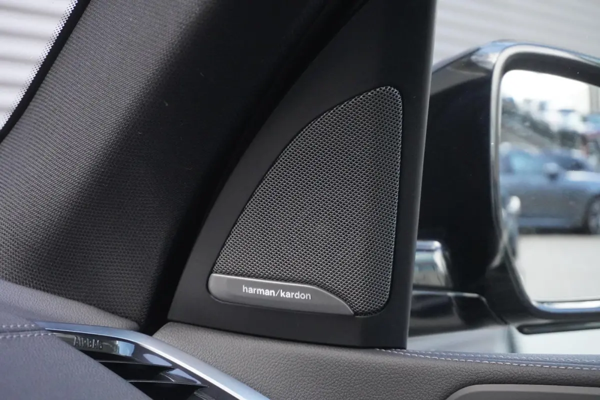 xDrive45e M Sportpakket | High Executive | 22 inch LM BMW Individual V-spaak | Glazen panoramadak | Driving Assistant Professional | Harman Kardon Surround Sound Systeem