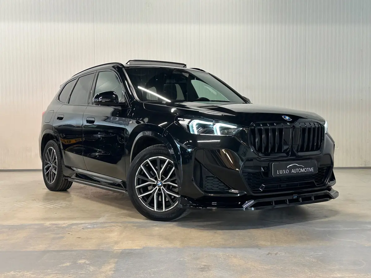 XDrive25e | PANO | M-SPORT | PLUG IN HYBRIDE | CAMERA