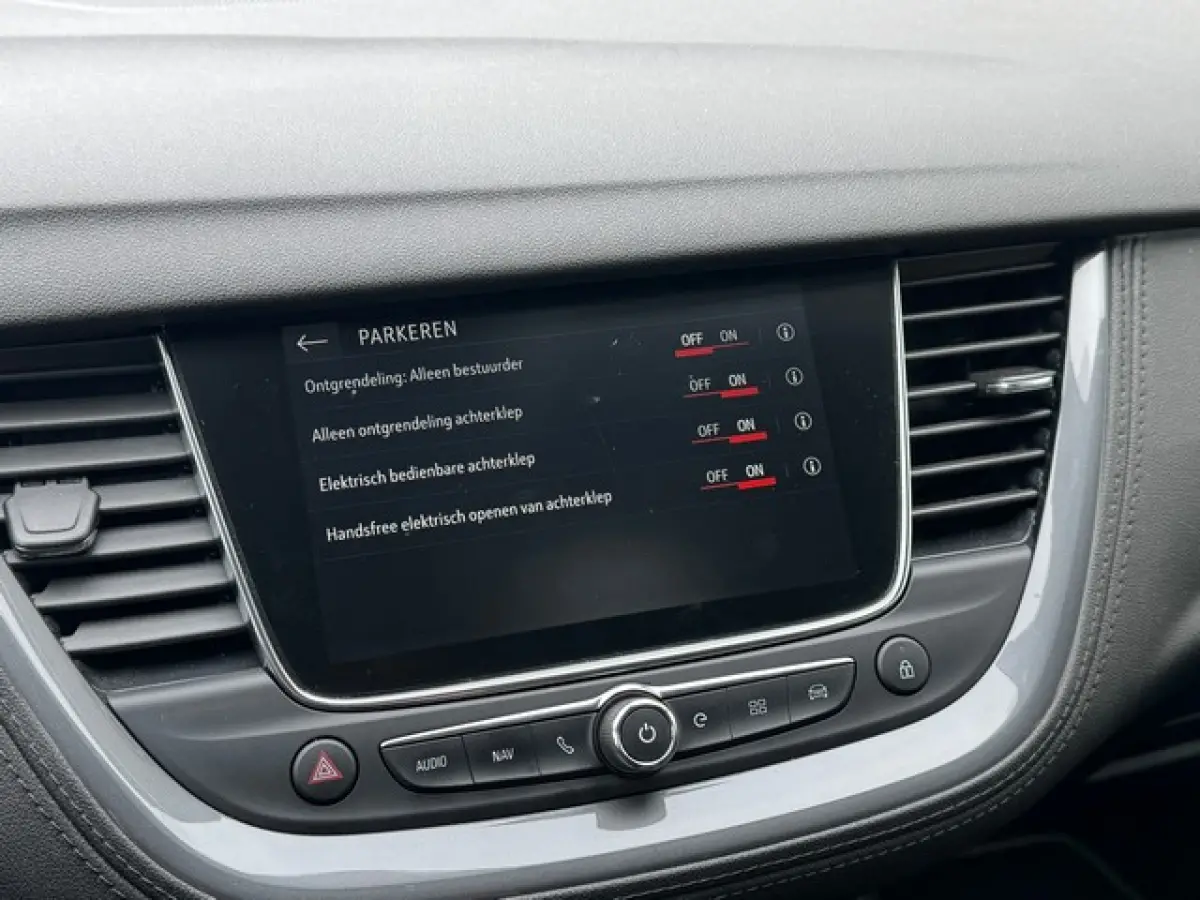 1.6 Turbo Hybrid Business Elegance met Navi/360-Camera, All Season, AGR, Elektrische A.Klep