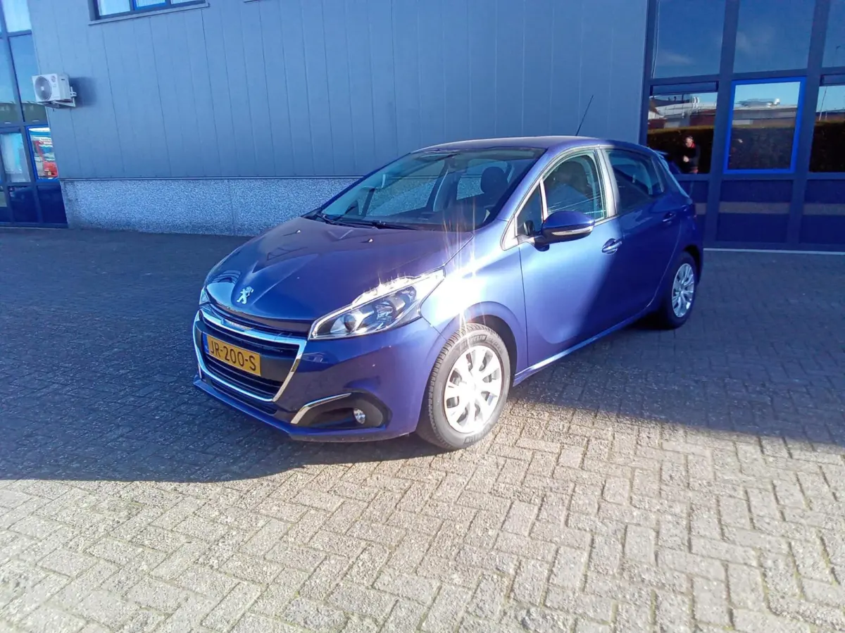 1.2 PureT Allure Airco Navigatie 12 M garantie