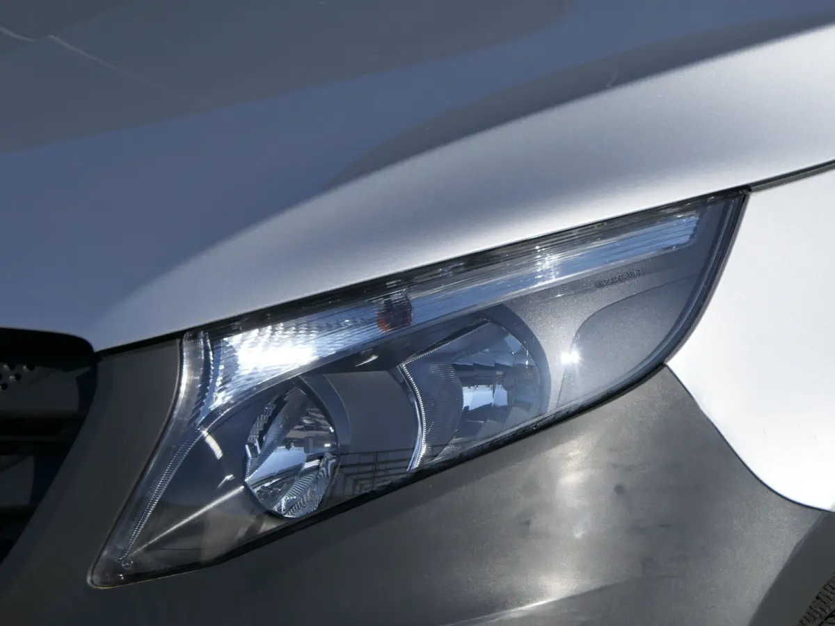 Lang 41 kWh | Lage Km-Stand! | 93% SoH | Camera | Bluetooth | Laadruimte Pakket | Stoelverwarming