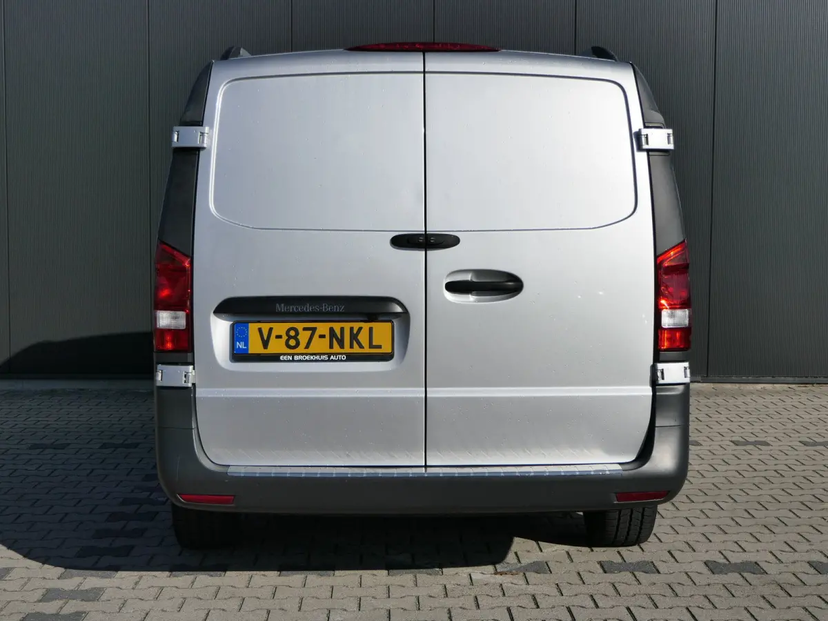 Lang 41 kWh | Lage Km-Stand! | 93% SoH | Camera | Bluetooth | Laadruimte Pakket | Stoelverwarming