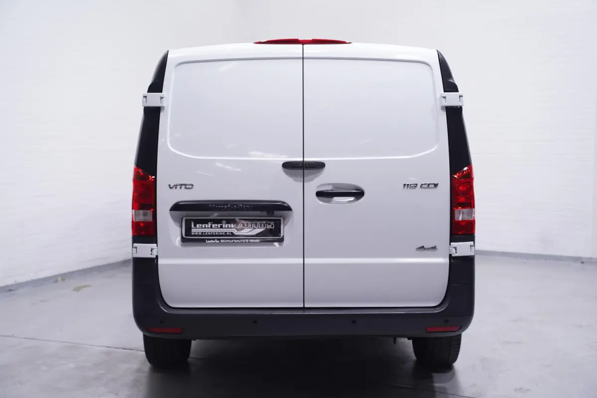 119 CDI 190 pk Extra Lang 4Matic 4x4 Aut. Airco, Cruise Control, Camera, PDC V+A, 3-Zits