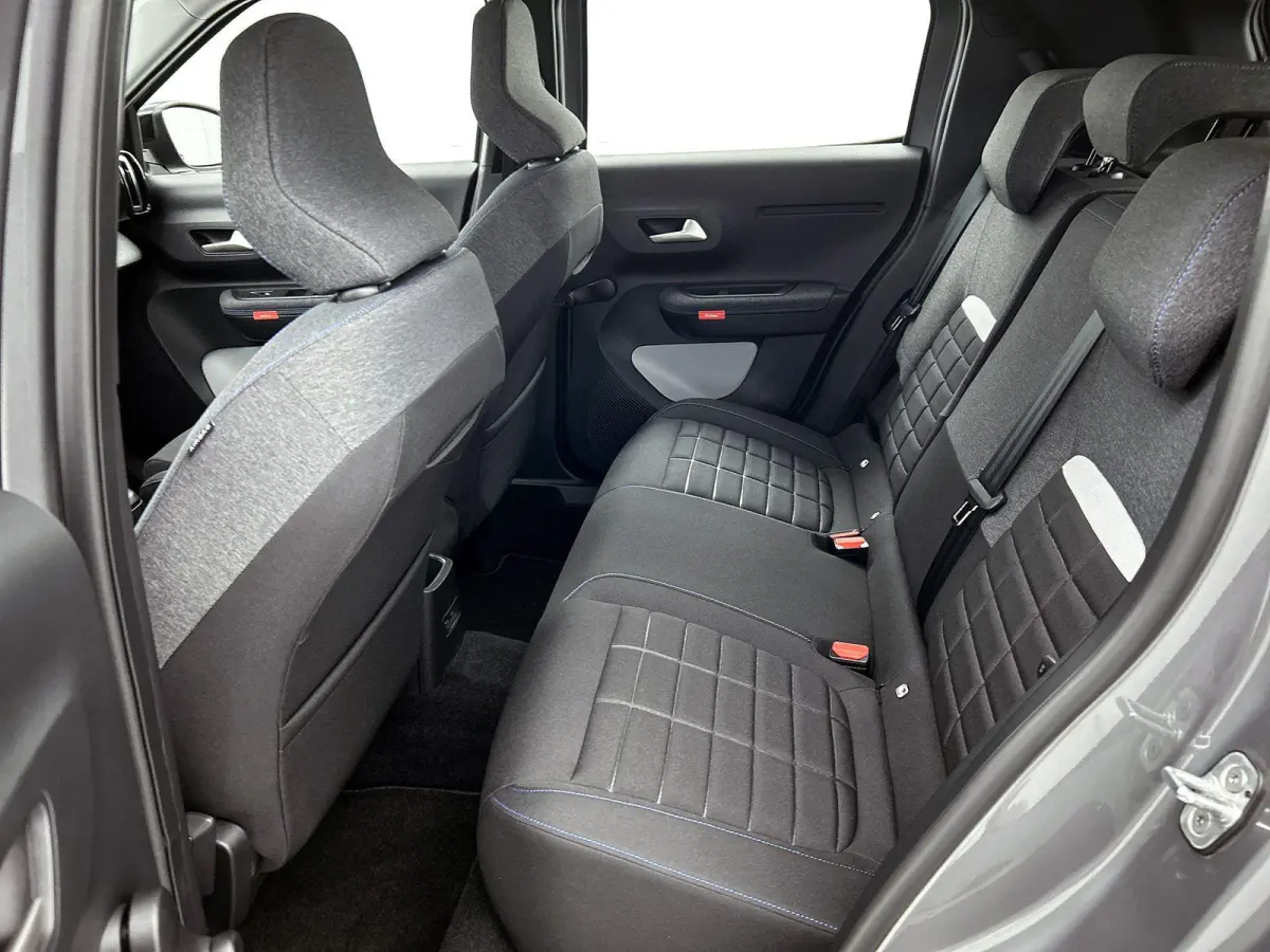 1.2 Plus 100pk | 8 JAAR GARANTIE | Achteruitrijcamera | Cruise control | Apple Carplay/Android Auto | DAB+ radio | 17" LMV |