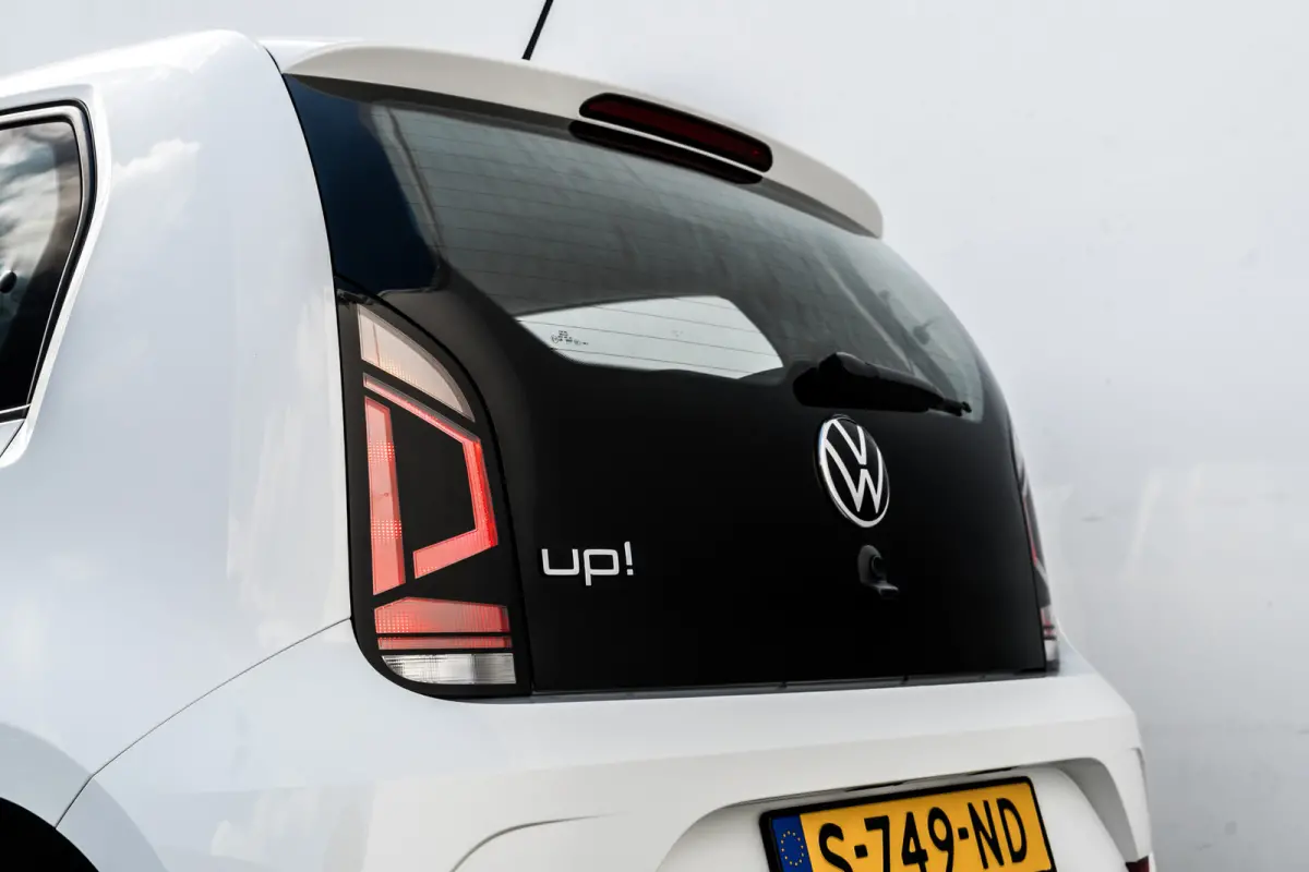 Up! 1.0 5 Drs. | 24.625 Km | Org. NL | Lane Assist | DAB+ | Elektrisch pakket
