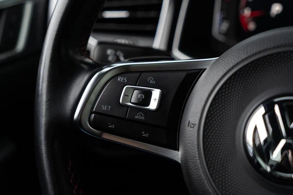 2.0 TSI GTI PANO / BEATS / CAMERA / FULL OPTION