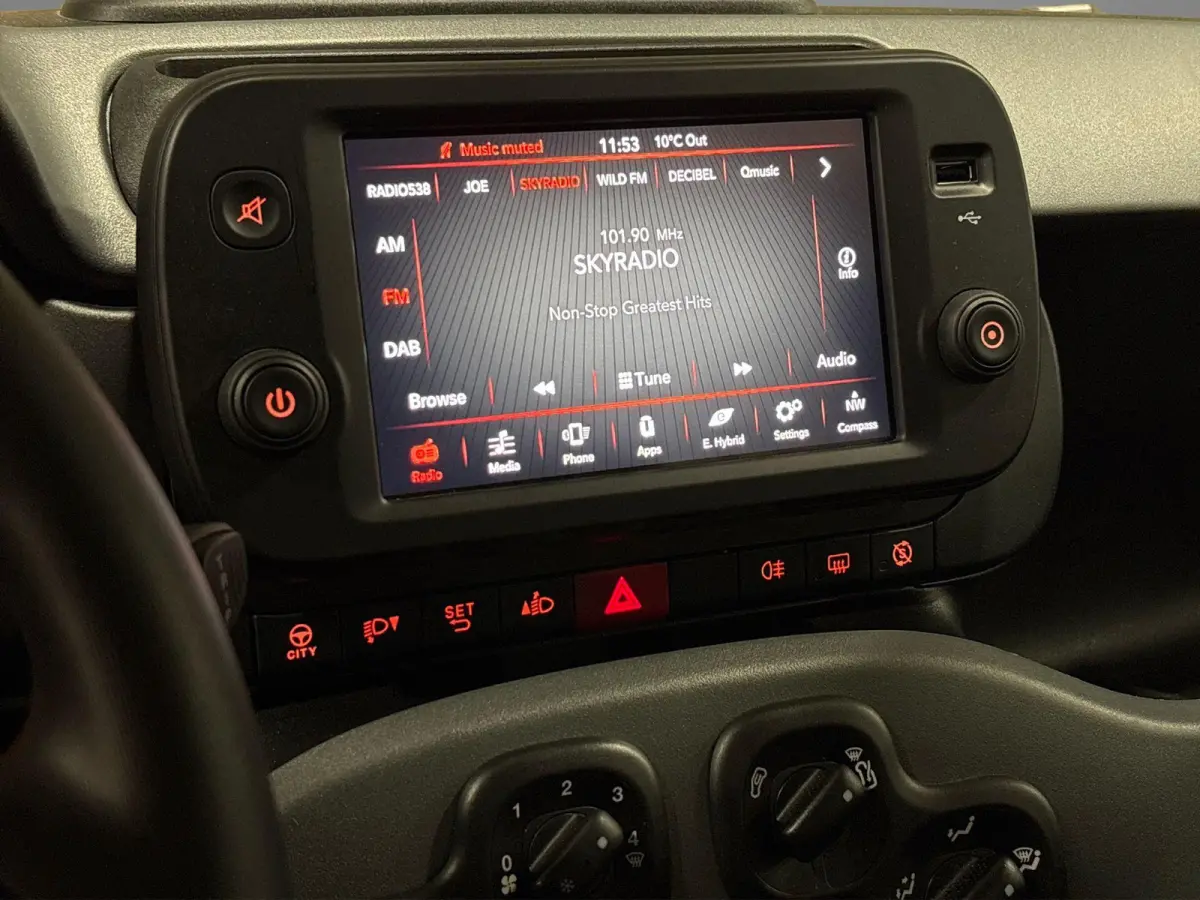 1.0 Hybrid City Life | Airco | Dakrails | Bluetooth Telefoon | Audiobedienig op stuurwiel |