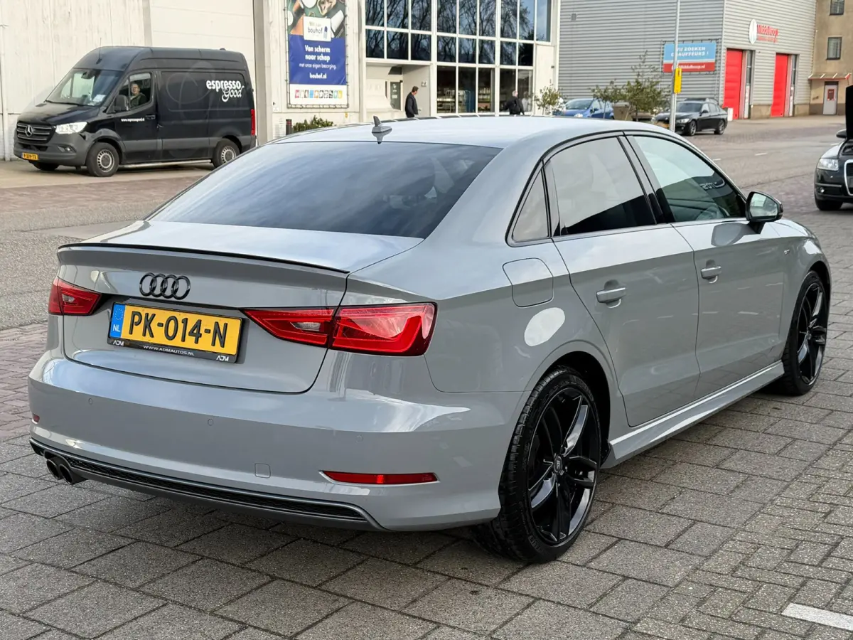 1.4 TFSI Ambiente Pro Line Plus