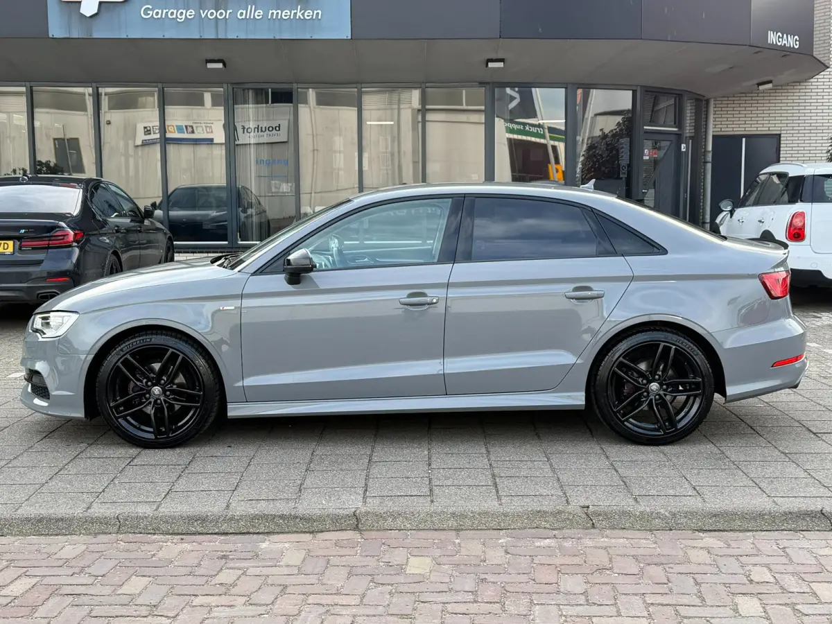 1.4 TFSI Ambiente Pro Line Plus