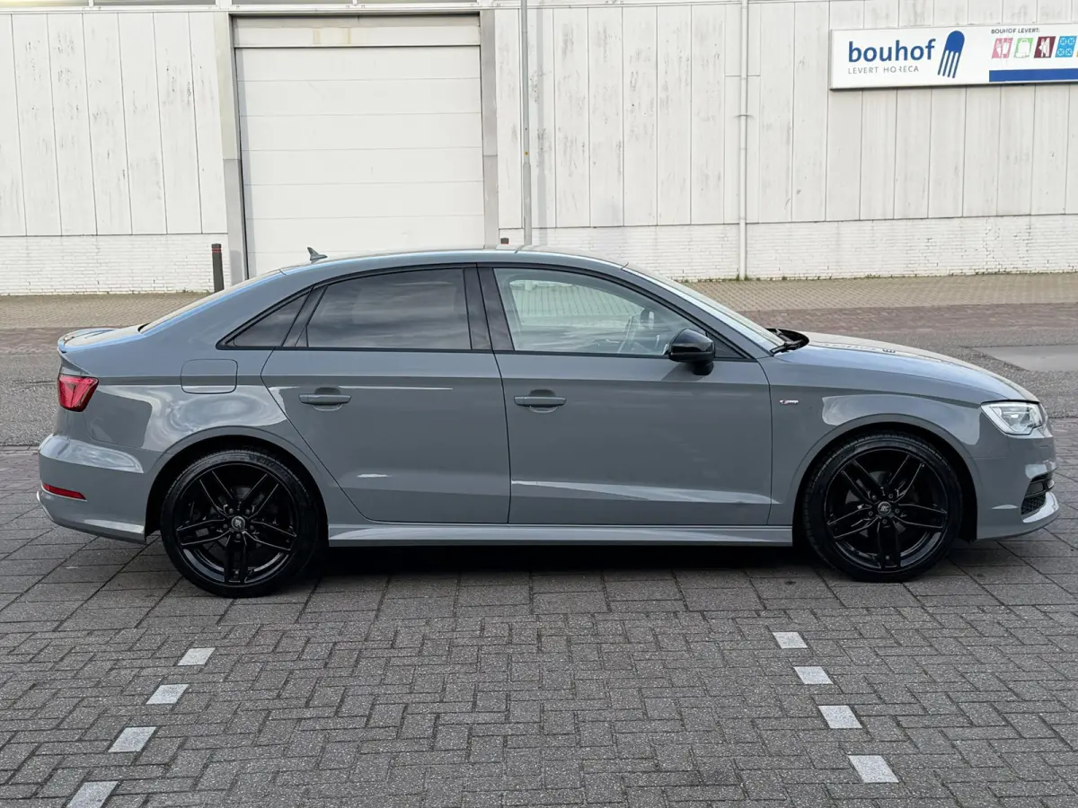 1.4 TFSI Ambiente Pro Line Plus