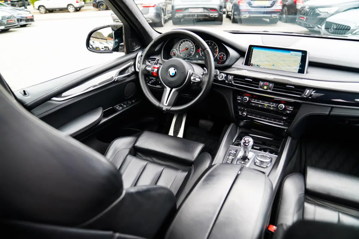 M | Carbon | ABC Sport uitlaat | 100% Dealer onderhouden | Origineel Nederlands | 360 cam | Head up Display | TV Achterin |