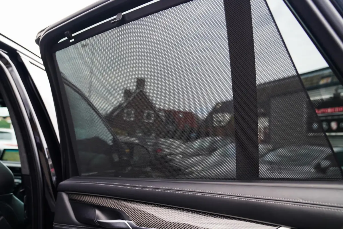 M | Carbon | ABC Sport uitlaat | 100% Dealer onderhouden | Origineel Nederlands | 360 cam | Head up Display | TV Achterin |