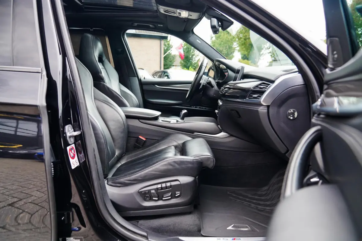 M | Carbon | ABC Sport uitlaat | 100% Dealer onderhouden | Origineel Nederlands | 360 cam | Head up Display | TV Achterin |