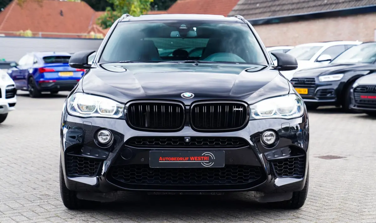 M | Carbon | ABC Sport uitlaat | 100% Dealer onderhouden | Origineel Nederlands | 360 cam | Head up Display | TV Achterin |