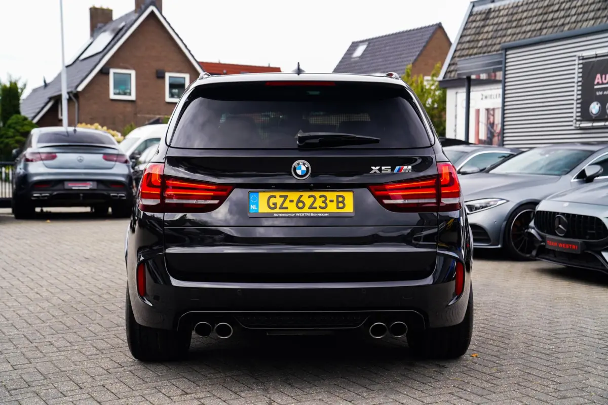M | Carbon | ABC Sport uitlaat | 100% Dealer onderhouden | Origineel Nederlands | 360 cam | Head up Display | TV Achterin |