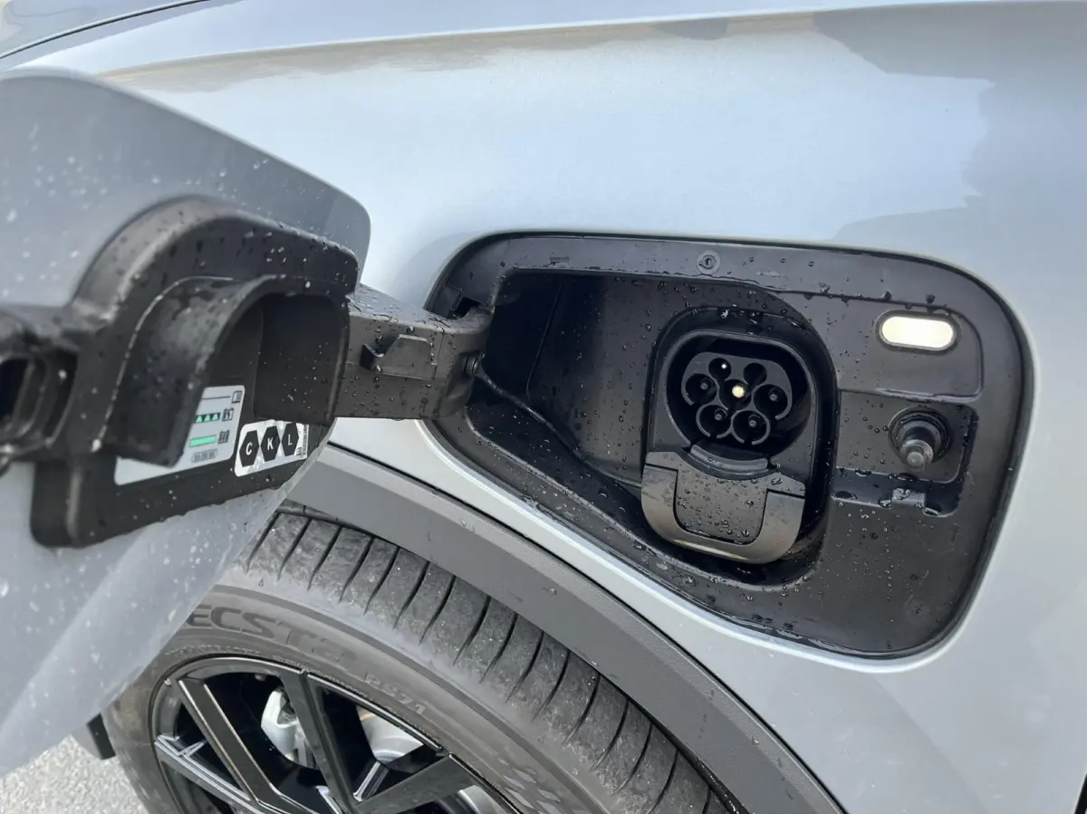 1.5 eHybrid 204pk DSG Life Edition | Trekhaak | Camera | Stoelverwarming