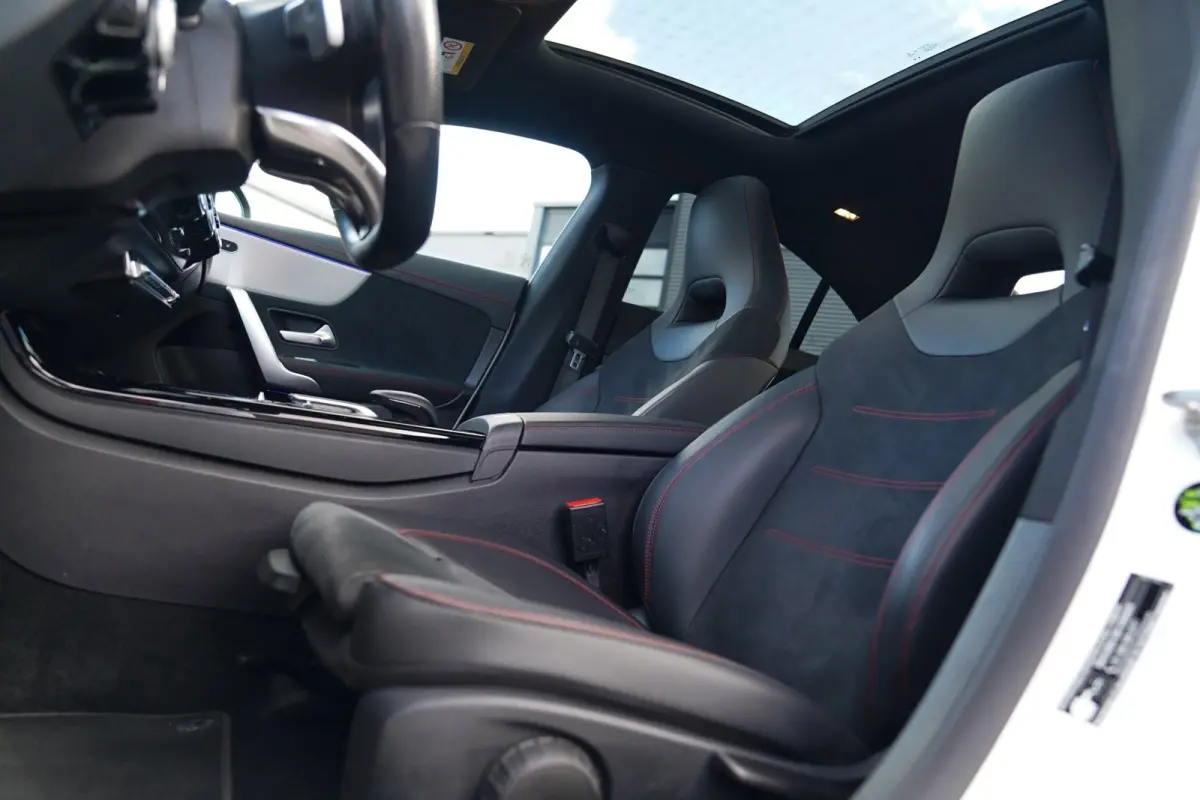 250 e Business Solution AMG Limited | Panorama | Sfeerverlichting LED | Camera | Leder/Alcantara | Trekha