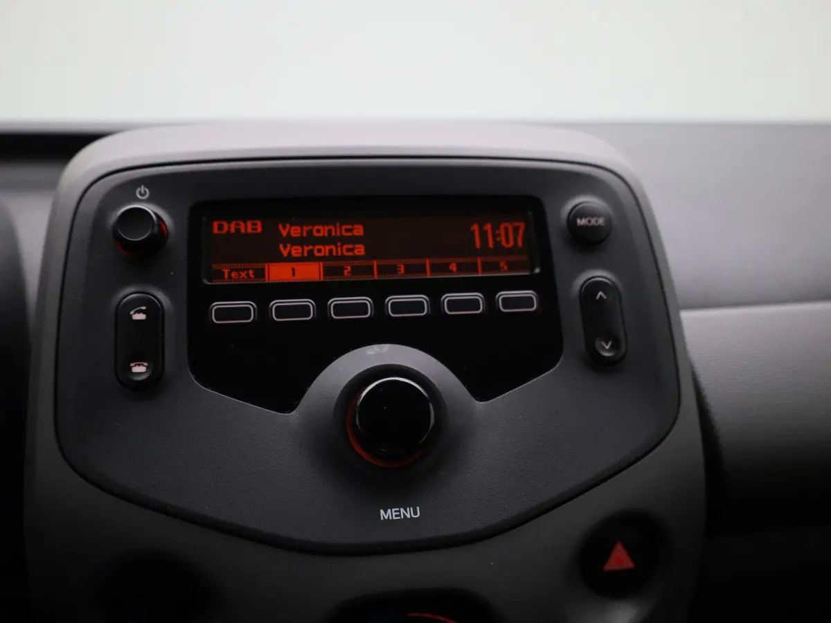 1.0 e-VTi Active | Airconditioning | Bluetooth | Elektrische Ramen |