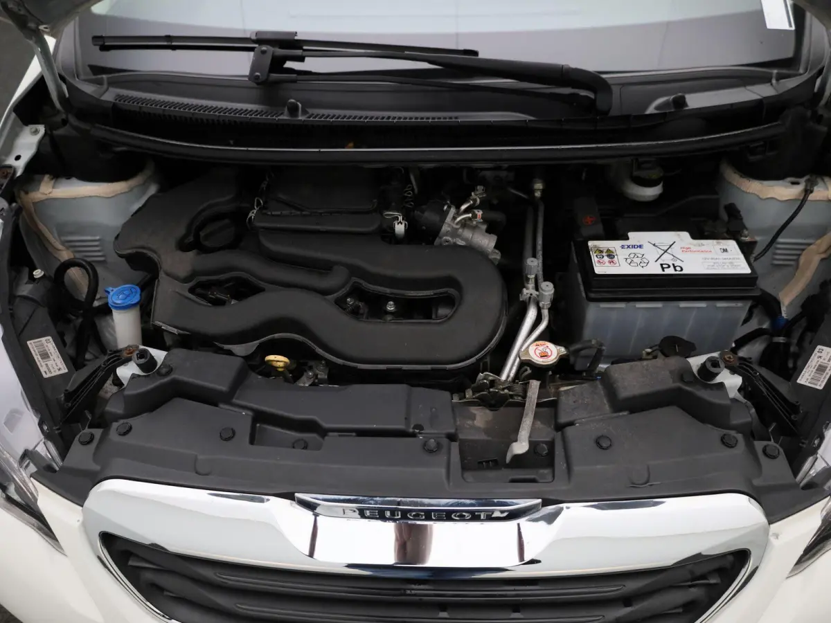 1.0 e-VTi Active | Airconditioning | Bluetooth | Elektrische Ramen |