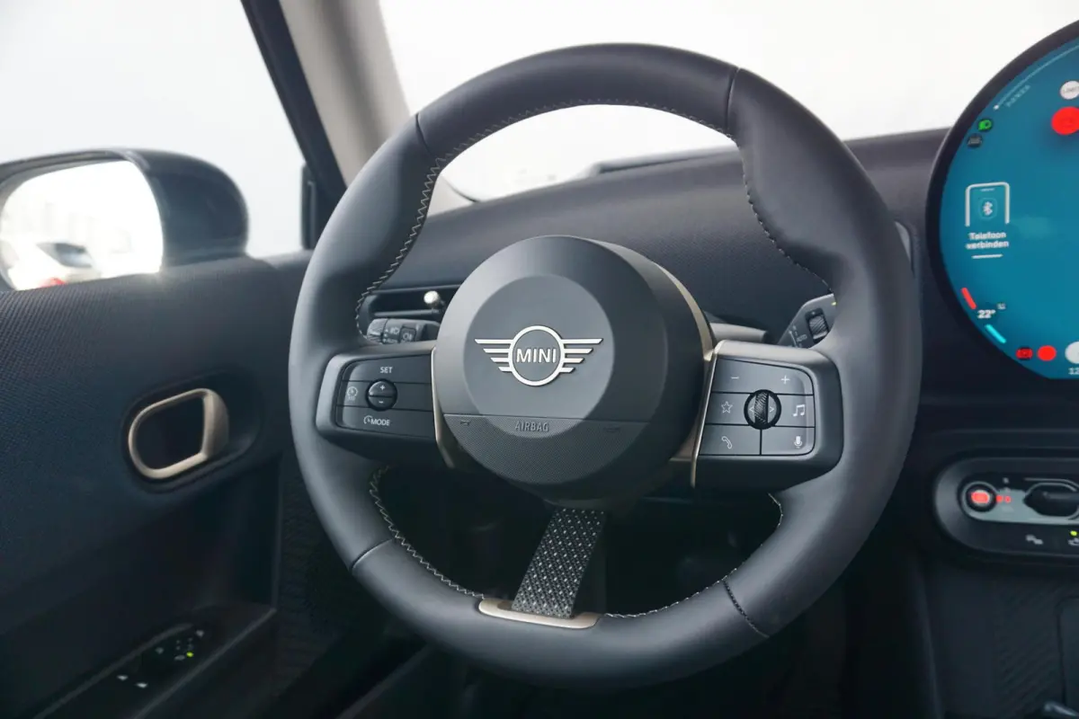 C Classic Trim | Pakket M | Head-Up Display | Panoramadak | Extra Getint Glas | Stoelverwarming | Comfort Acces
