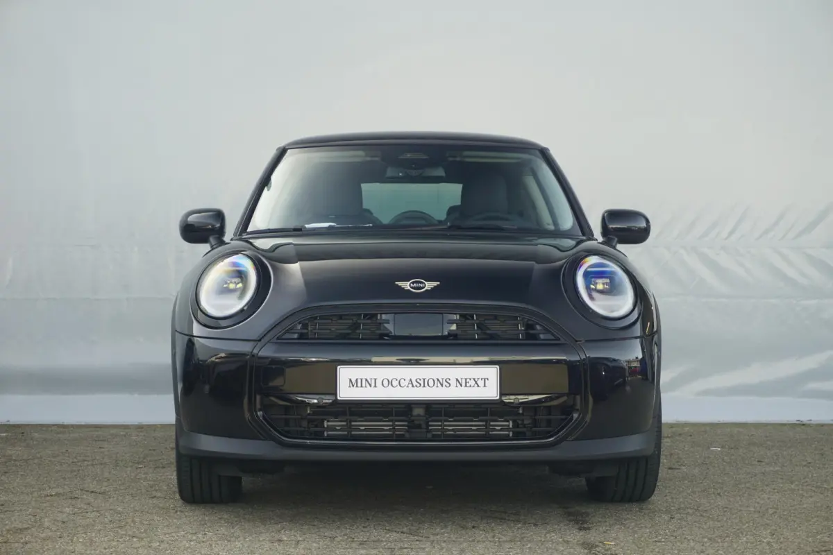 C Classic Trim | Pakket M | Head-Up Display | Panoramadak | Extra Getint Glas | Stoelverwarming | Comfort Acces