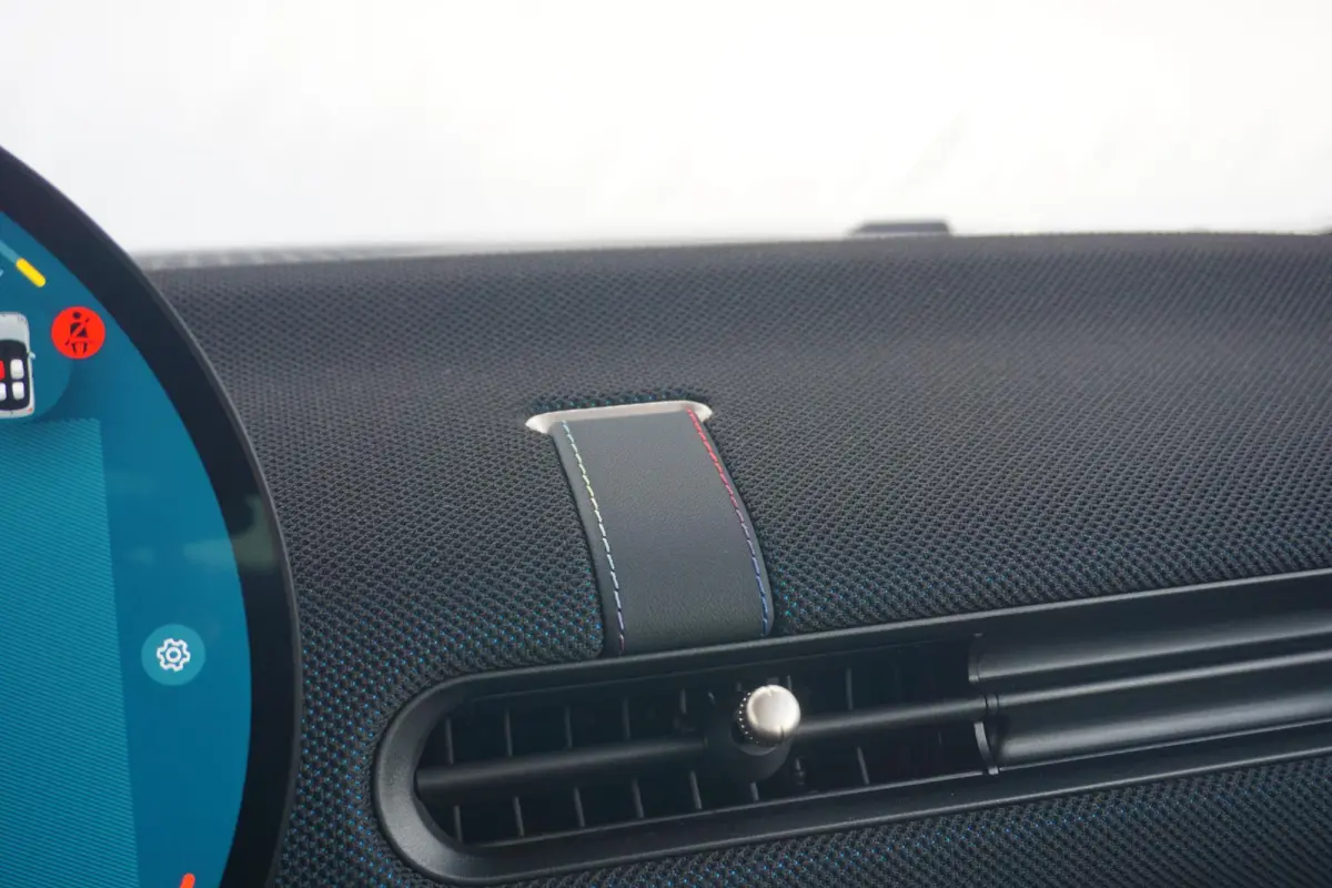C Classic Trim | Pakket M | Head-Up Display | Panoramadak | Extra Getint Glas | Stoelverwarming | Comfort Acces