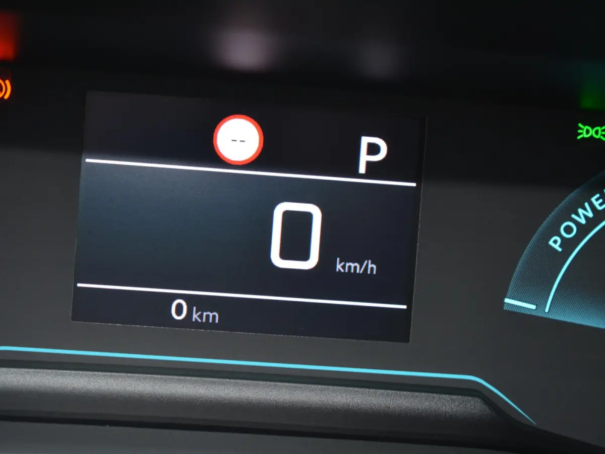 1.2 Hybrid 145 Style Navigatie | Automaat