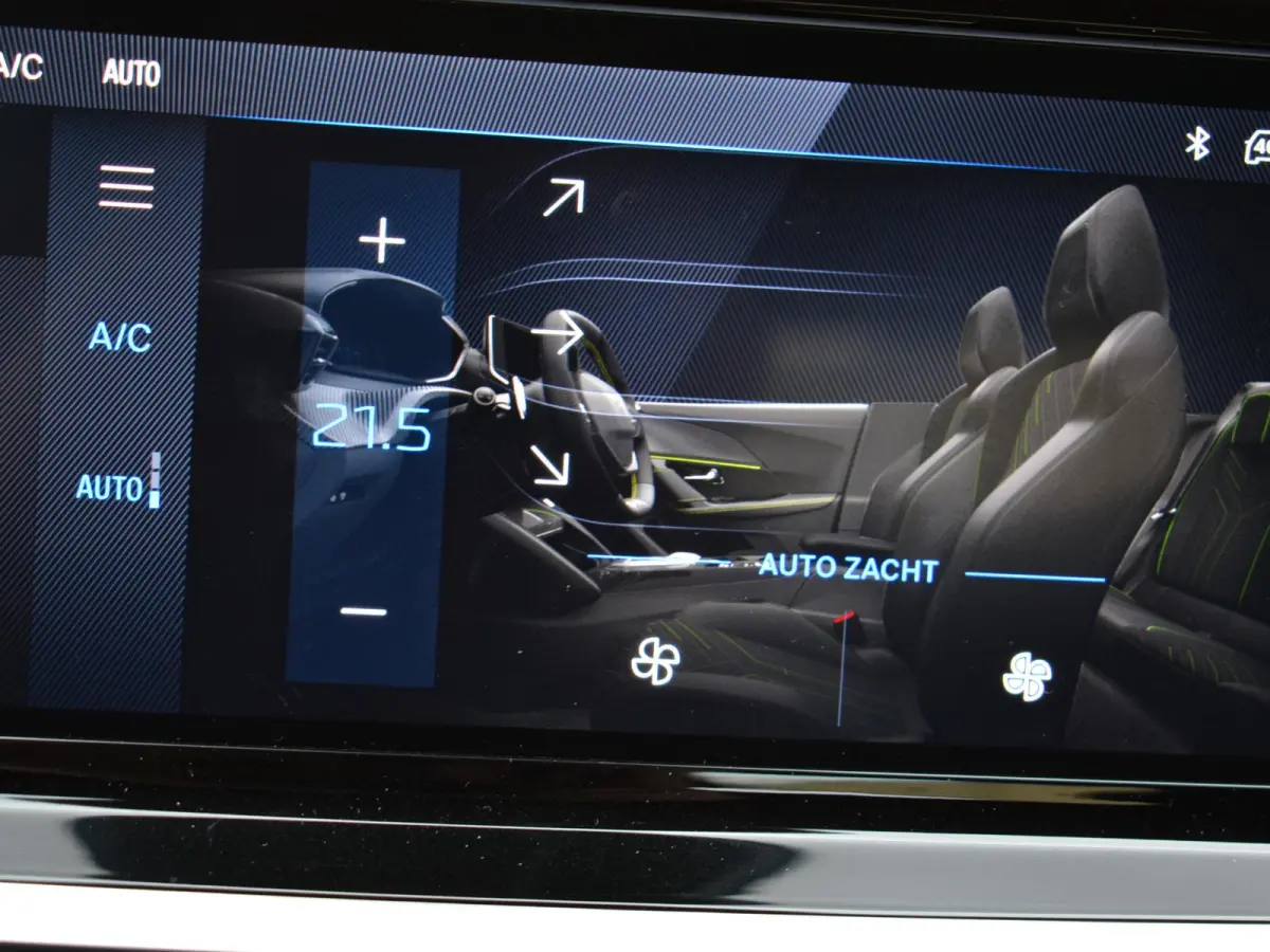 1.2 Hybrid 145 Style Navigatie | Automaat