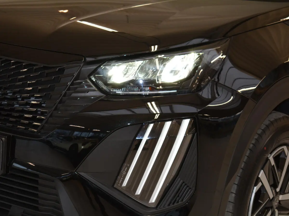 1.2 Hybrid 145 Style Navigatie | Automaat