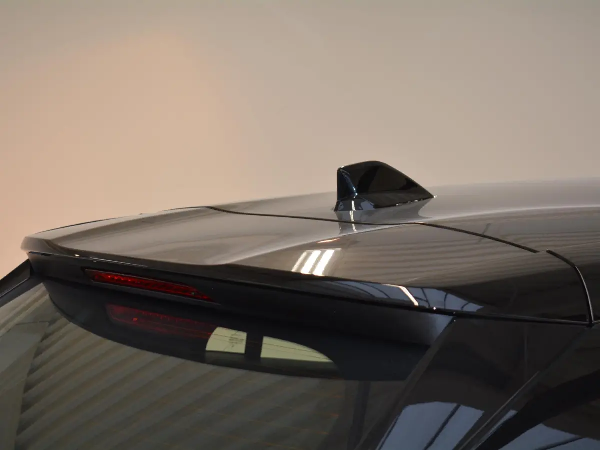 1.2 Hybrid 145 Style Navigatie | Automaat