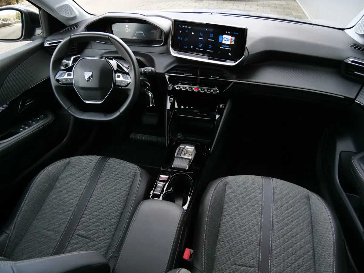 Hybrid 100 e-DCS6 Allure Automaat Apple Carplay / LED / Stof-Leer / Climate Control