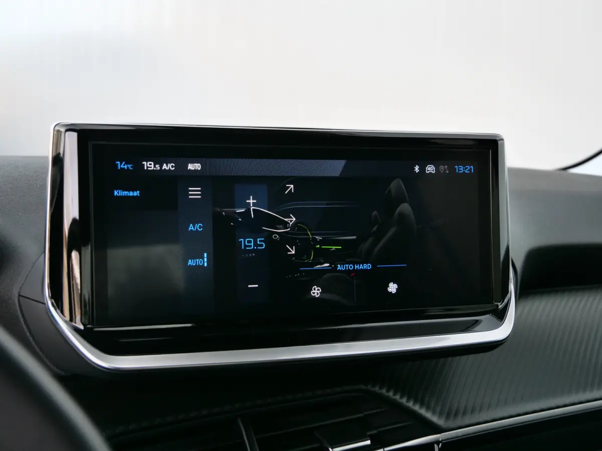 Hybrid 100 e-DCS6 Allure Automaat Apple Carplay / LED / Stof-Leer / Climate Control