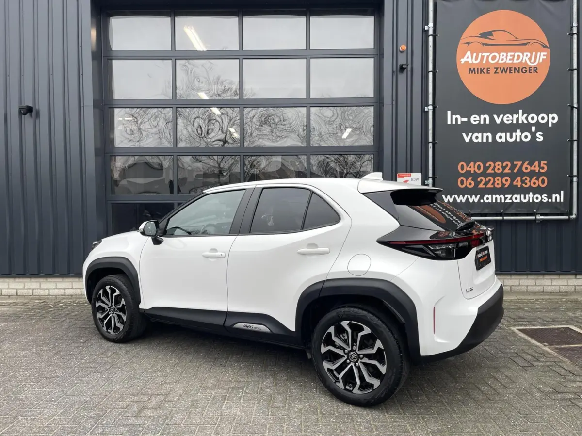 1.5 Hybrid Dynamic KEYLESS|CAMERA|LED KOPLAMPEN|CARPLAY|NAVIGATIE|DEALER ONDERHOUDEN