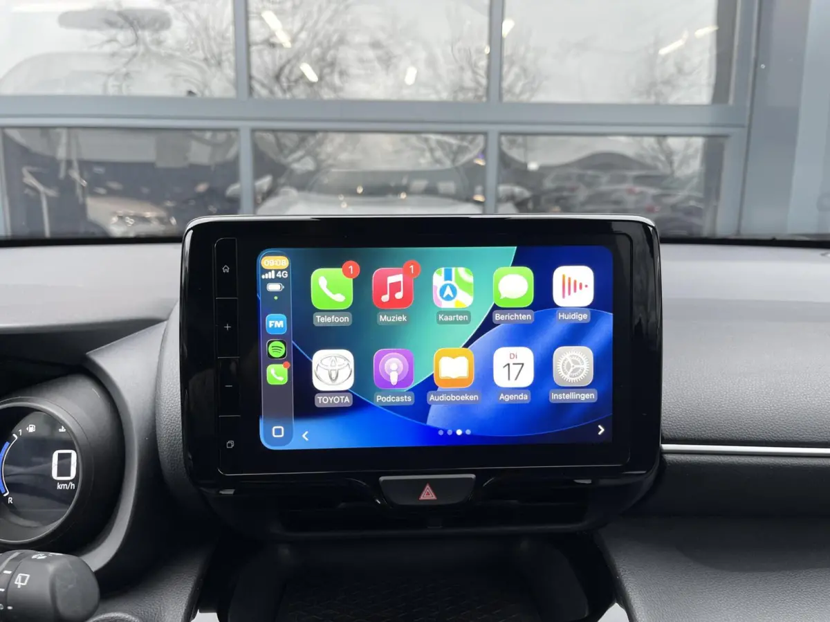 1.5 Hybrid Dynamic KEYLESS|CAMERA|LED KOPLAMPEN|CARPLAY|NAVIGATIE|DEALER ONDERHOUDEN