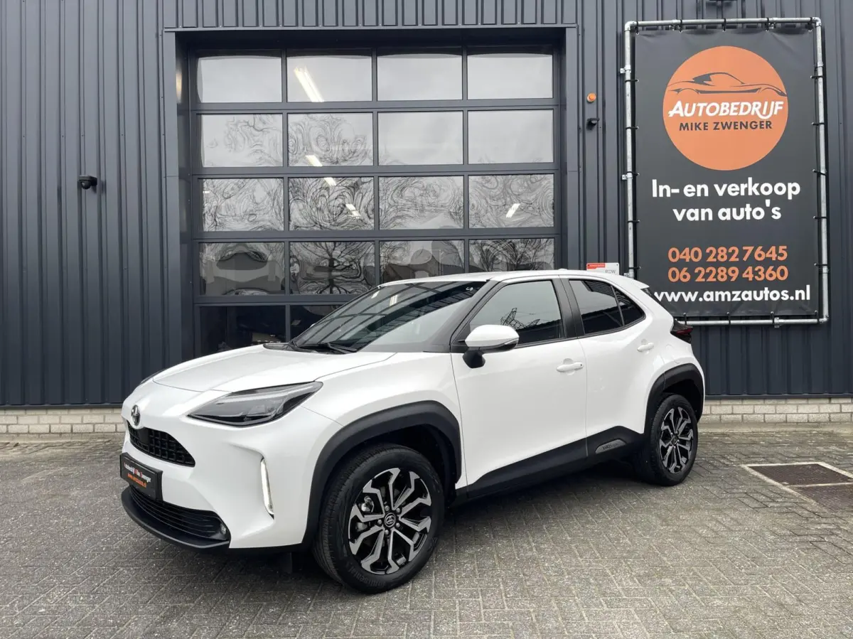 1.5 Hybrid Dynamic KEYLESS|CAMERA|LED KOPLAMPEN|CARPLAY|NAVIGATIE|DEALER ONDERHOUDEN