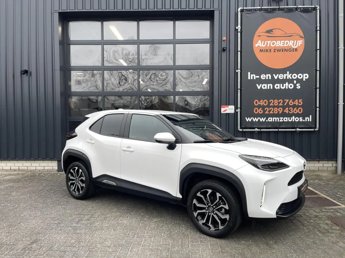 1.5 Hybrid Dynamic KEYLESS|CAMERA|LED KOPLAMPEN|CARPLAY|NAVIGATIE|DEALER ONDERHOUDEN