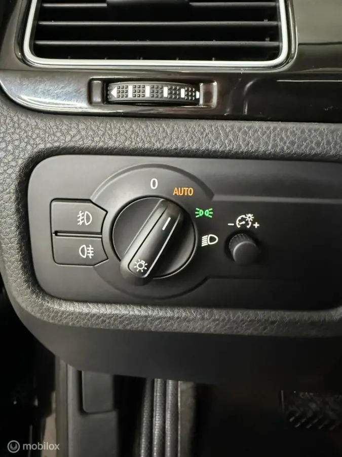 3.0 tdi R-Line GRIJS Kent [Leer,Carplay,Lucht,Pano]