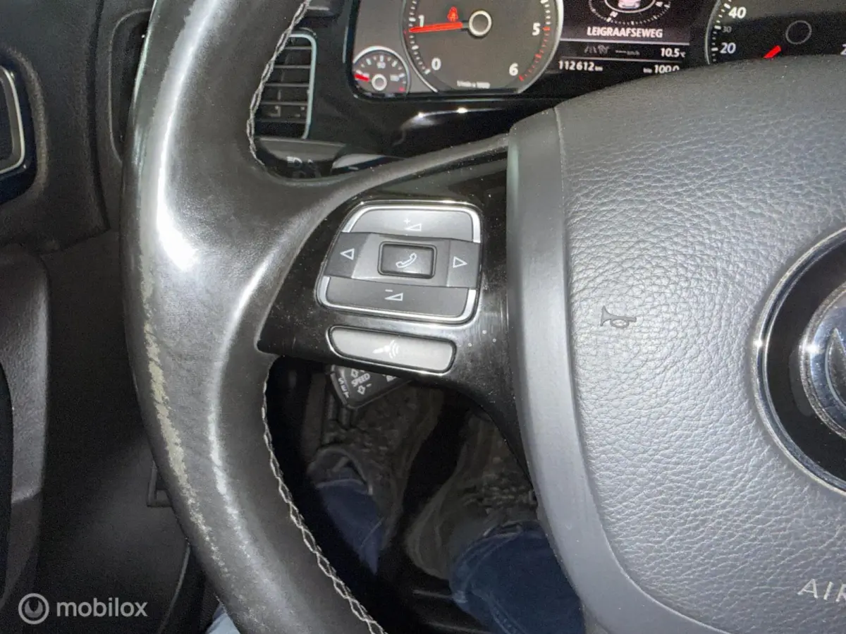 3.0 tdi R-Line GRIJS Kent [Leer,Carplay,Lucht,Pano]