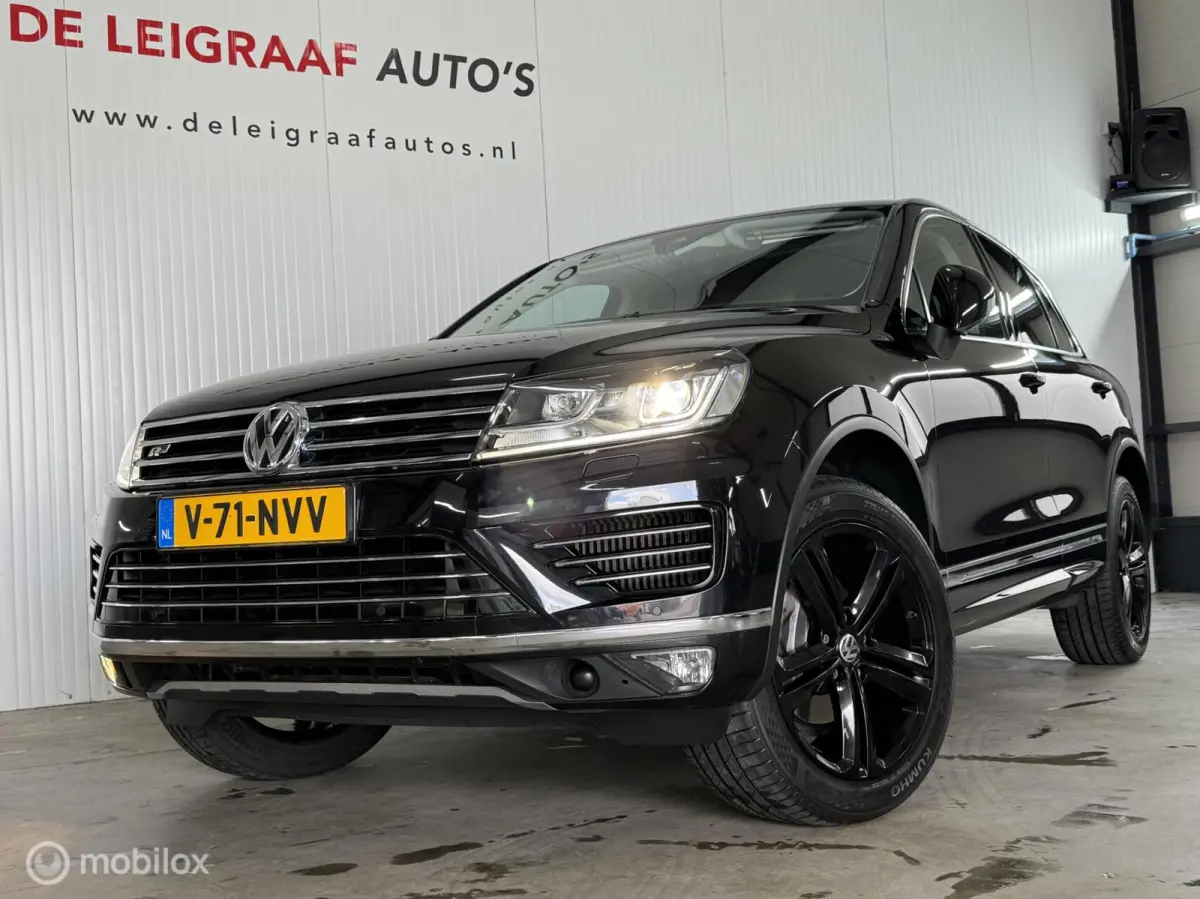 3.0 tdi R-Line GRIJS Kent [Leer,Carplay,Lucht,Pano]