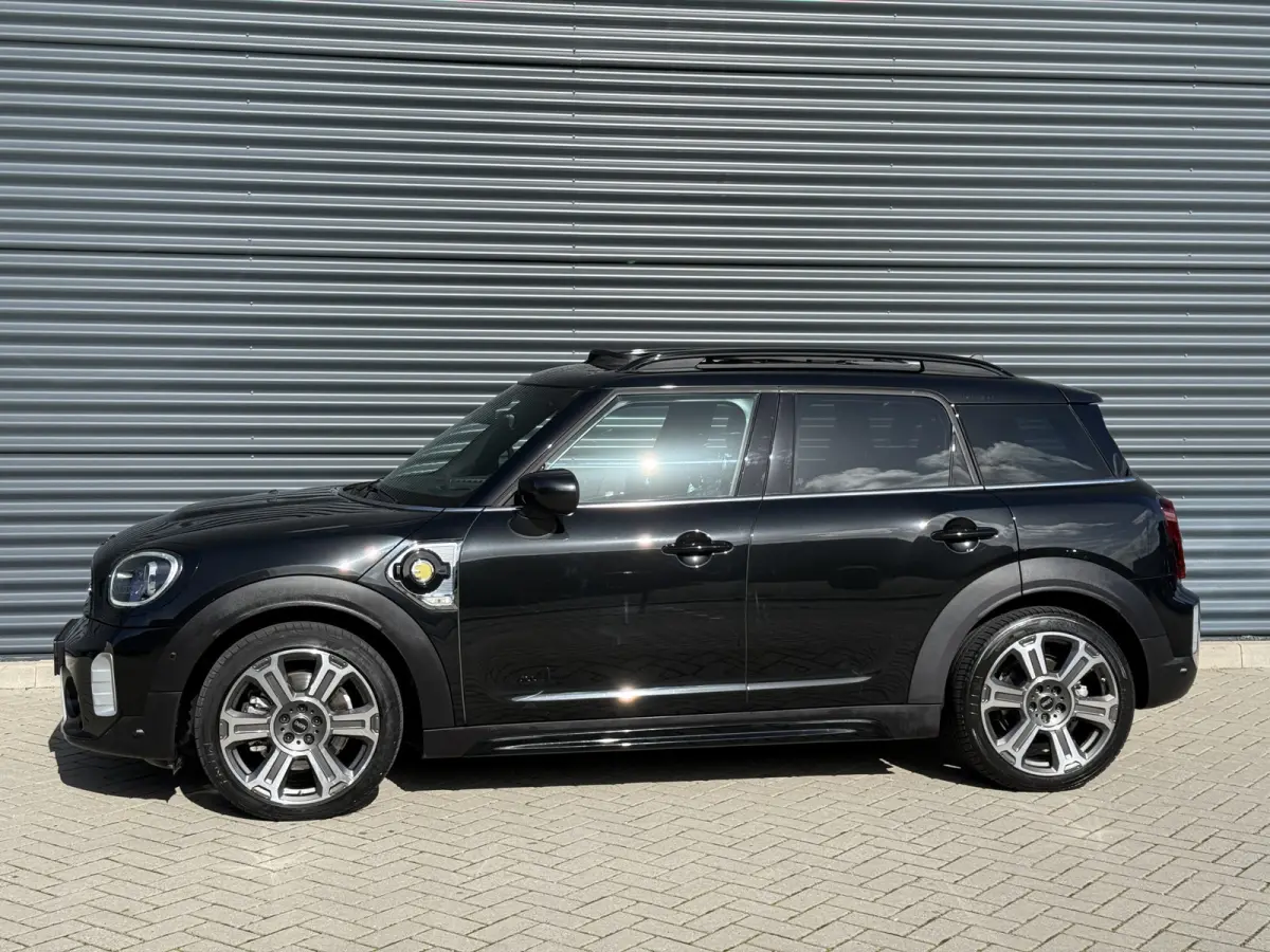 2.0 Cooper SE ALL4 Northwood Pano/Apple/Camera