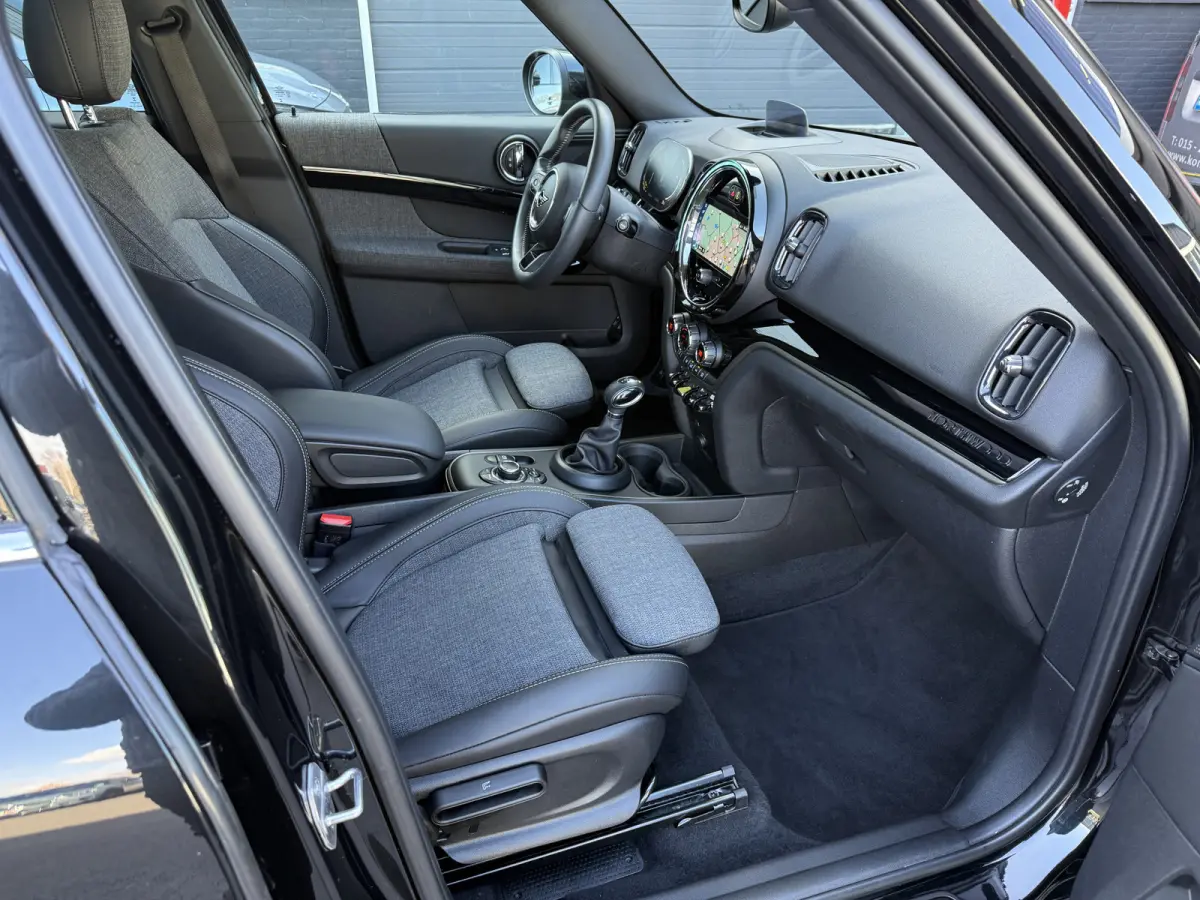 2.0 Cooper SE ALL4 Northwood Pano/Apple/Camera