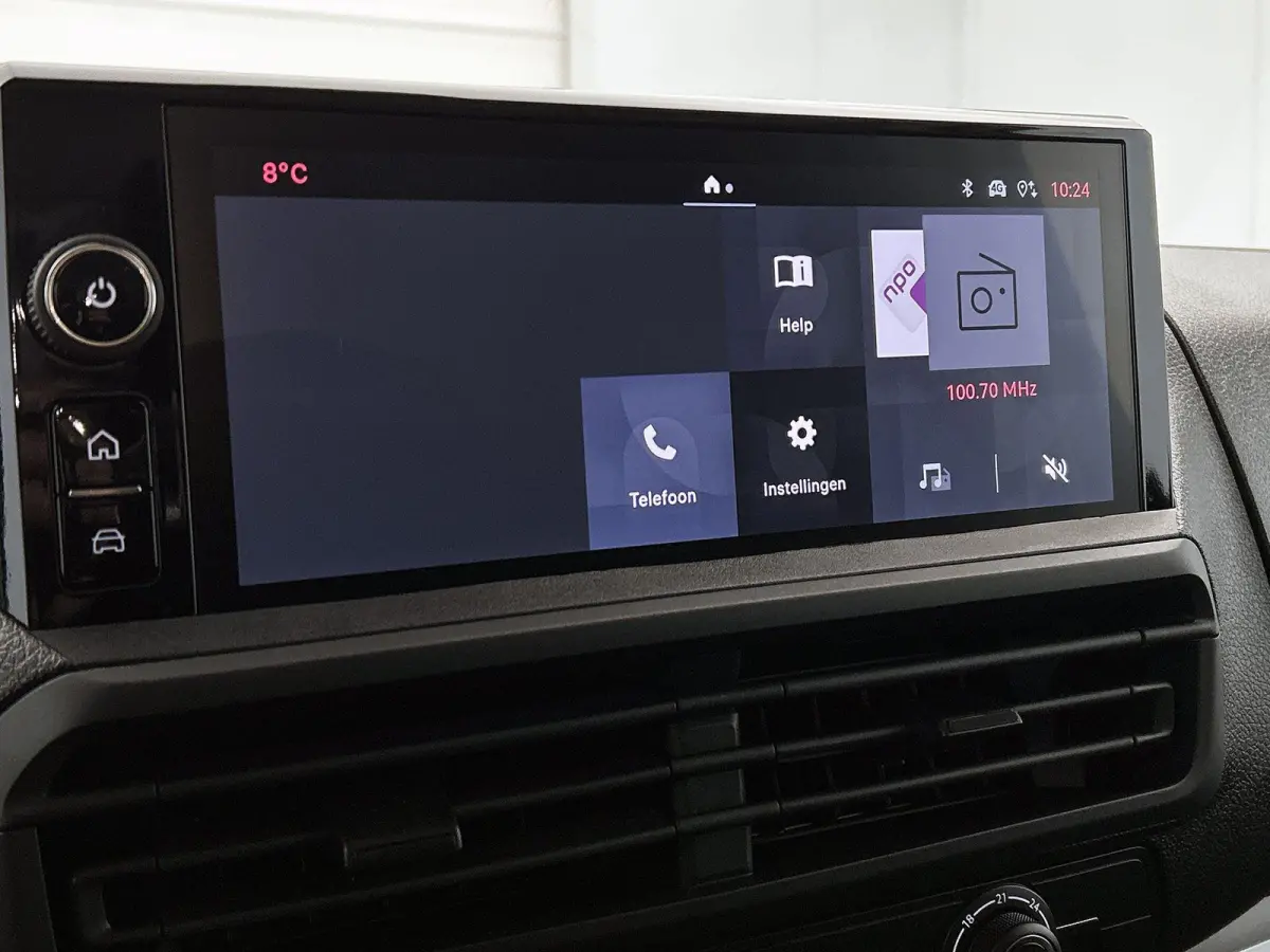 L3H1 75 kWh 136pk Automaat | Apple Carplay | Android Auto | Cruise Control | Lichtmetalen velgen | LED | Camera | Houtenvloer | Climate control |