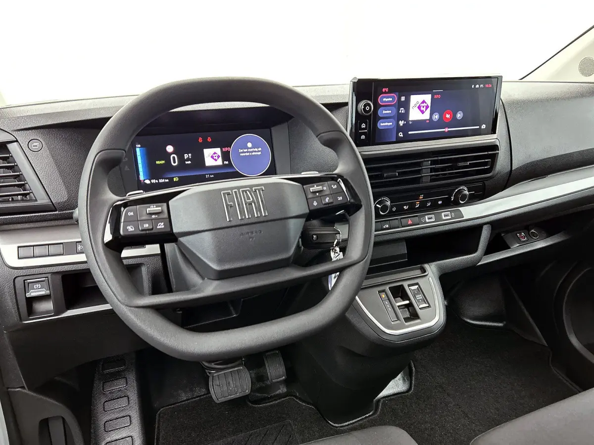 L3H1 75 kWh 136pk Automaat | Apple Carplay | Android Auto | Cruise Control | Lichtmetalen velgen | LED | Camera | Houtenvloer | Climate control |