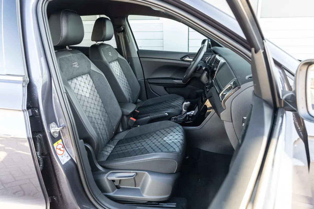 1.0 TSI 115pk DSG R-Line Edition | Trekhaak