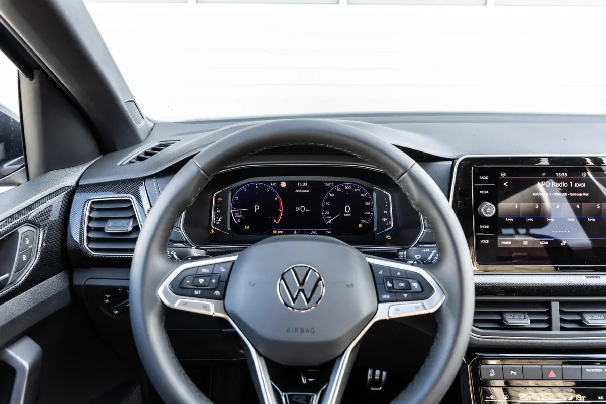 1.0 TSI 115pk DSG R-Line Edition | Trekhaak